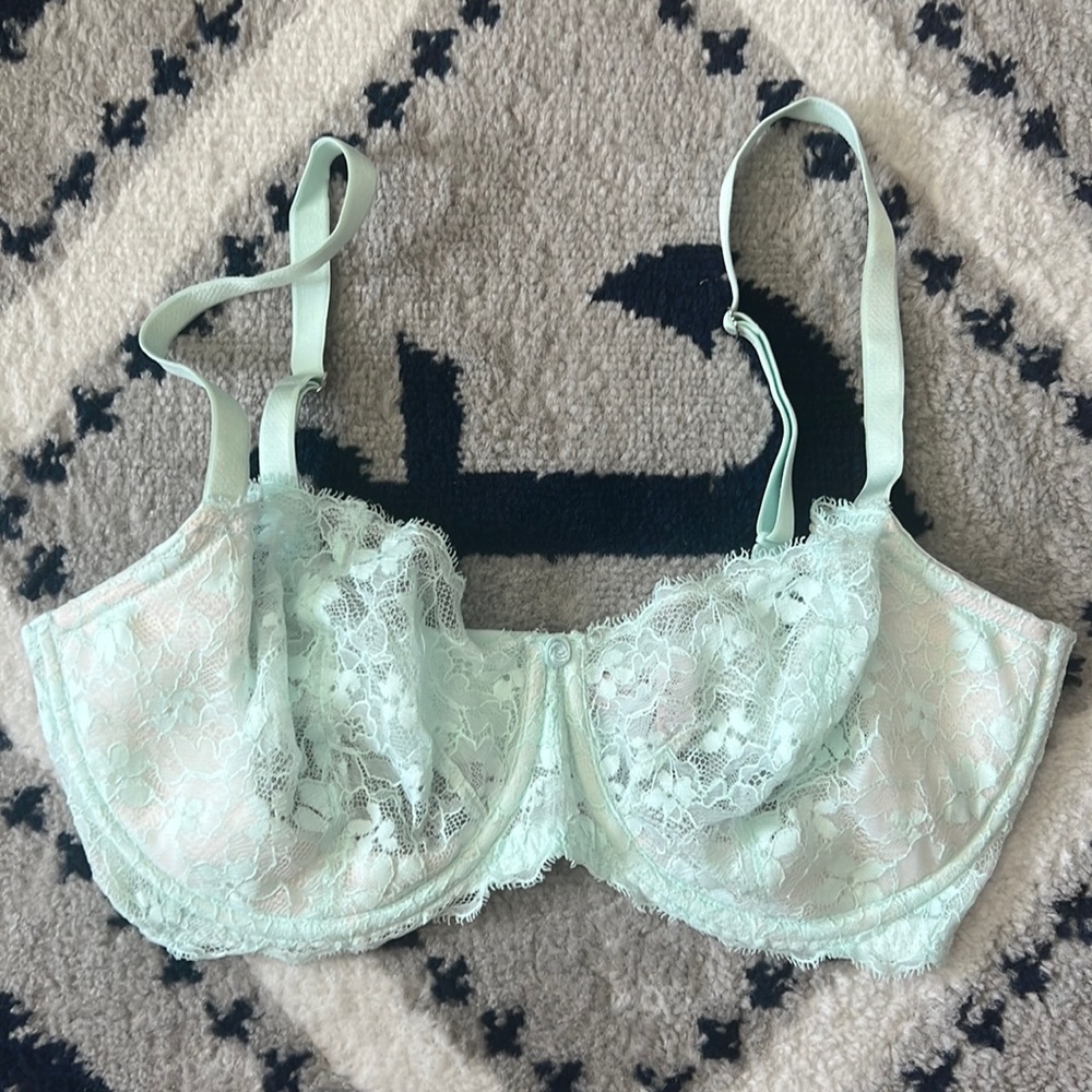 Victoria’s Secret Dream Angels push-up w/out padding 36DDD